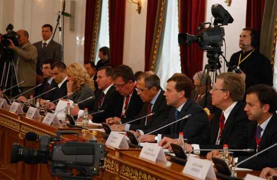 President Dmitry Medvedev and German Chancellor Angela Merkel