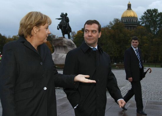 President Dmitry Medvedev and German Chancellor Angela Merkel