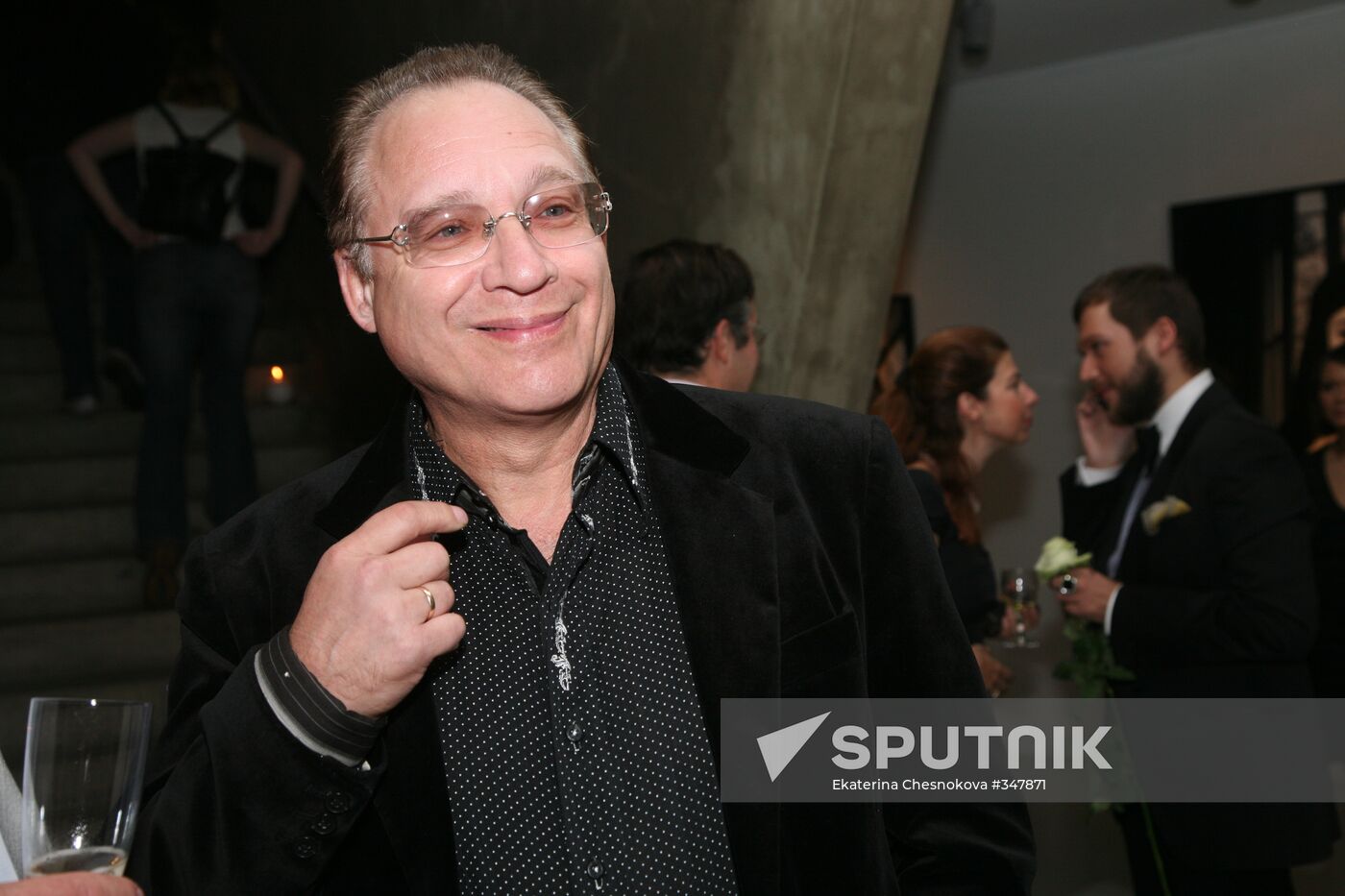 Opening of Golden War exhibition by Pyotr Aksyonov