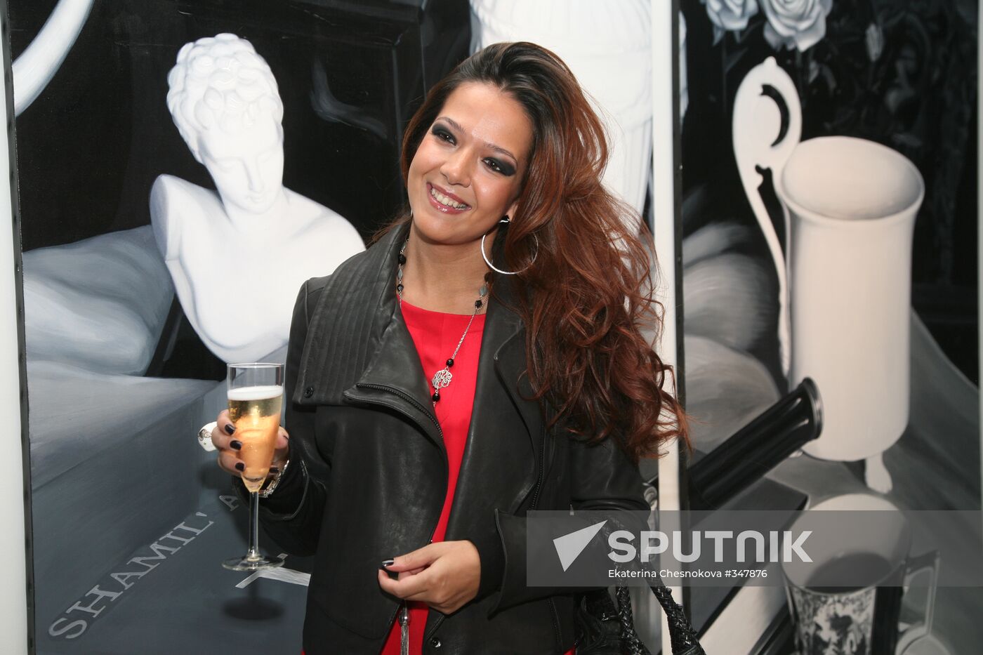 Opening of Golden War exhibition by Pyotr Aksyonov