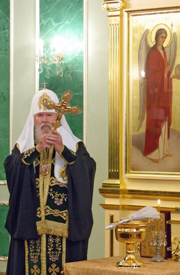 Holy Synod session