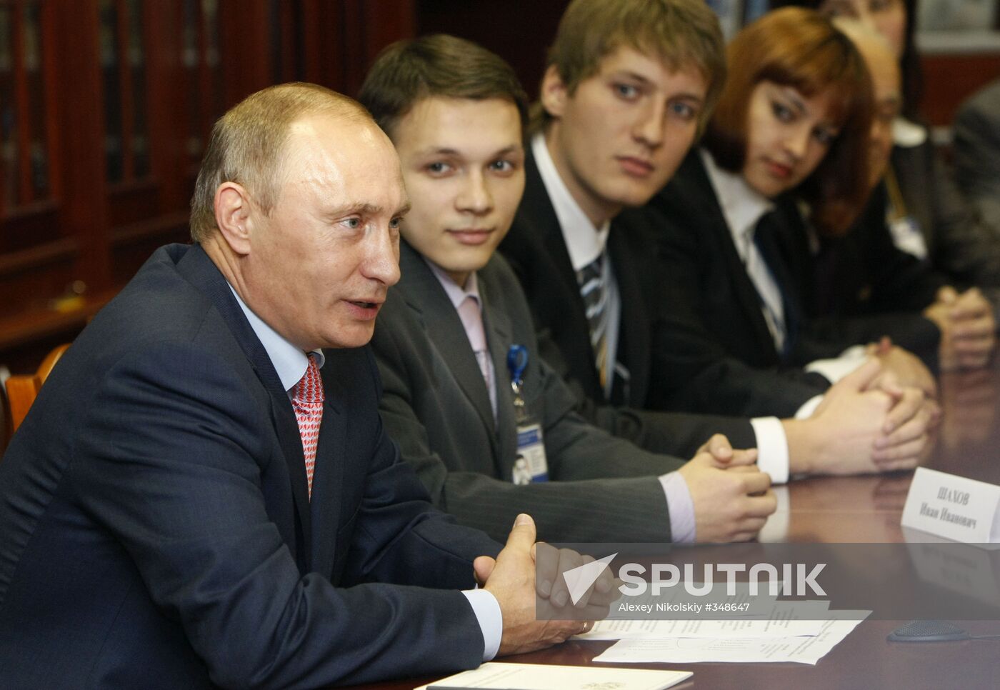 Vladimir Putin visits St. Petersburg