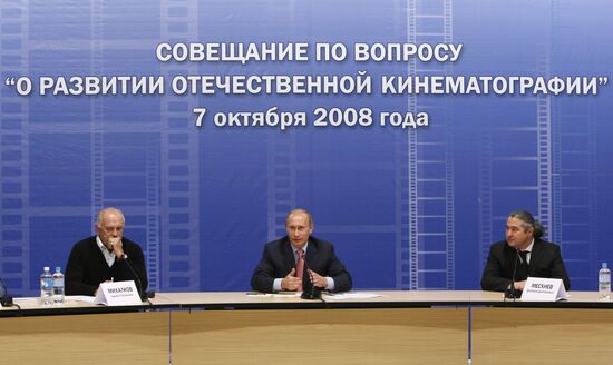 Vladimir Putin visits St Petersburg