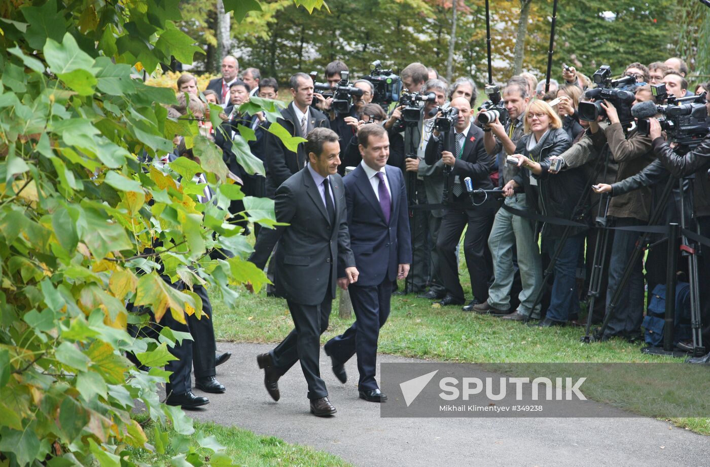 Russian President visiting France