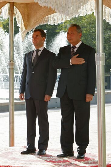 Dmitry Medvedev visits Kyrgyzstan