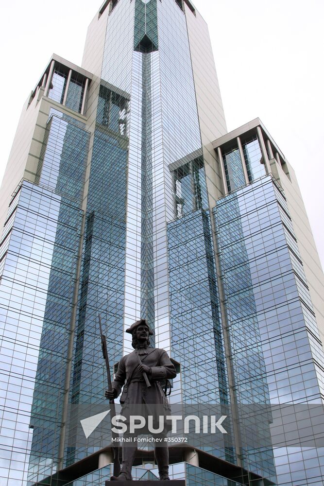Monument to Semyonovsky Guards Regiment opens in Moscow