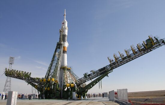 Soyuz-FG carrier rocket with Soyuz TMA-13