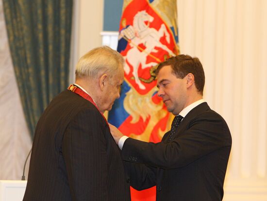 Russian President Dmitry Medvedev hands out state awards