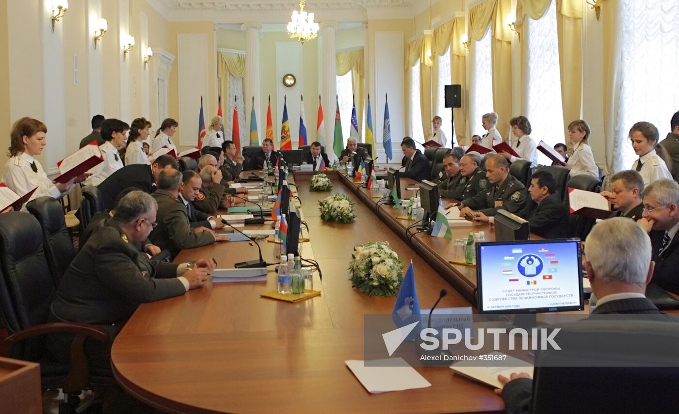 Council of CIS Defense Ministers meets in St. Petersburg