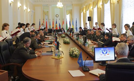 Council of CIS Defense Ministers meets in St. Petersburg