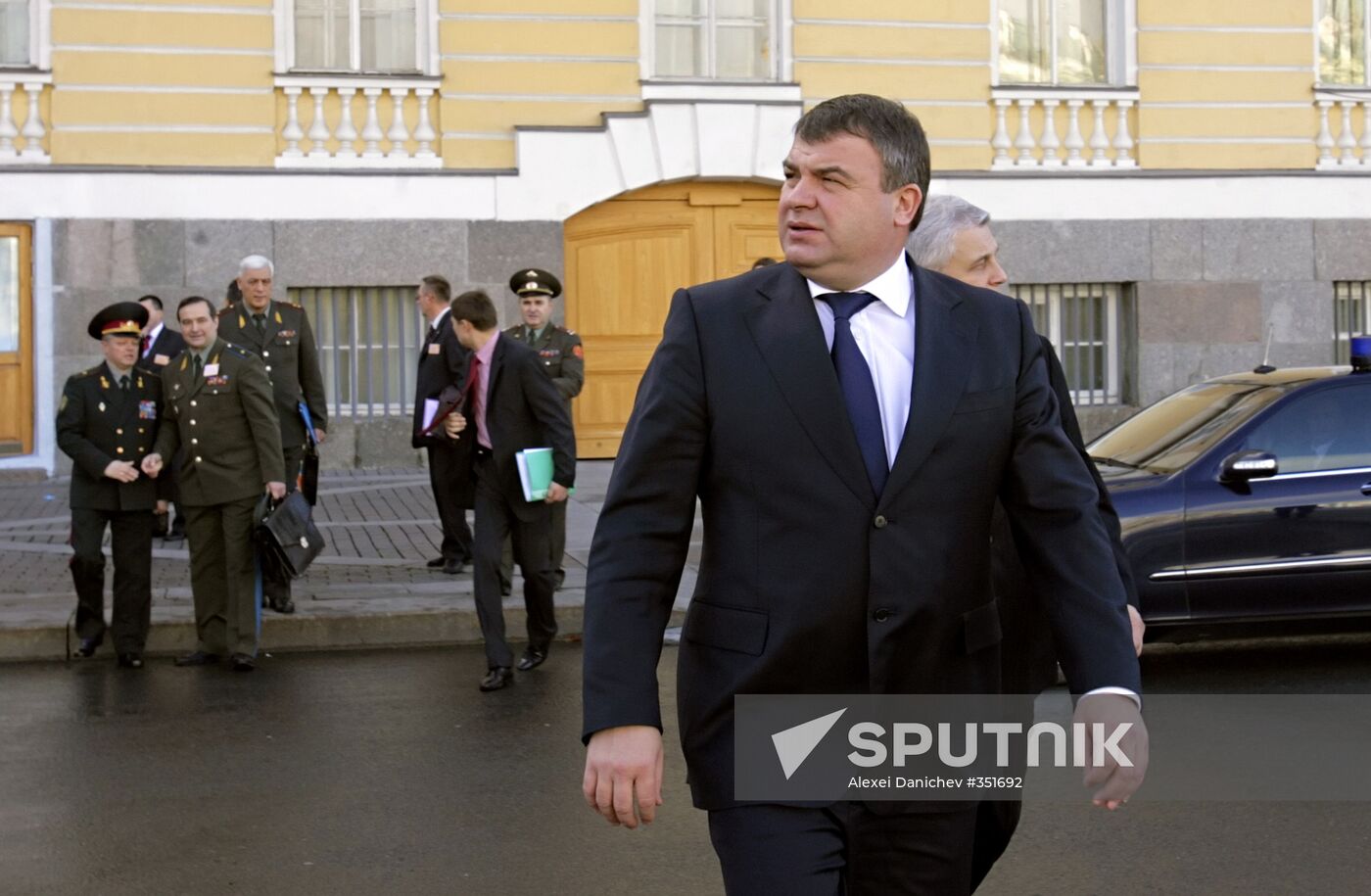 Council of CIS Defense Ministers meets in St. Petersburg
