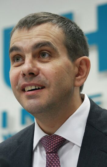 News conference given by the S7 Airlines management