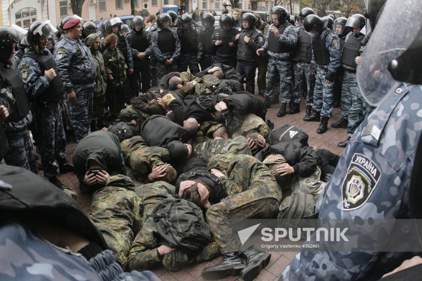 Nationalists march in Kiev