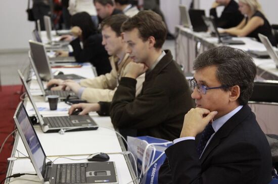 InfoCom 2008