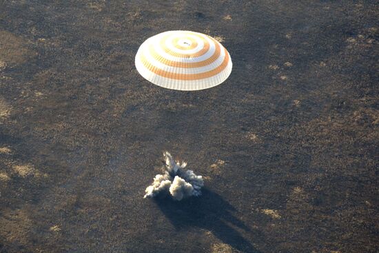 17th ISS expedition returns to Earth