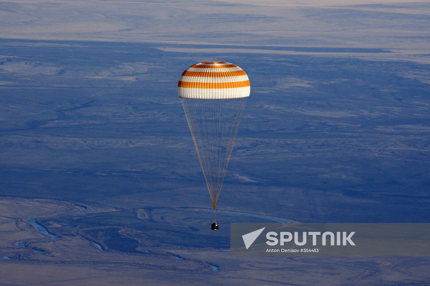 17th ISS expedition returns to Earth