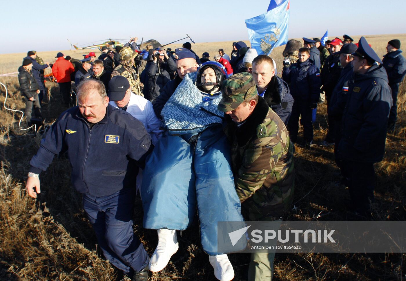 17th ISS expedition returns to Earth