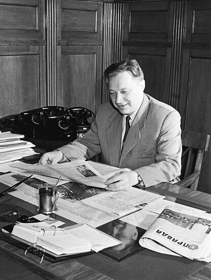 Soviet journalist Boris Burkov