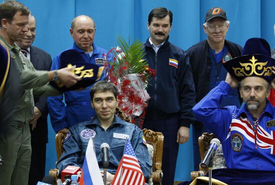Return of the 17th mission to the International Space Station