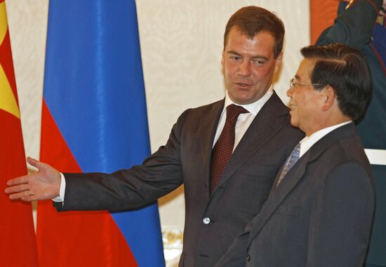 Russian president meets with his Vientamese counterpart