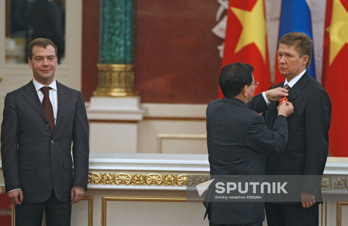 Russian president meets with his Vietnamese counterpart