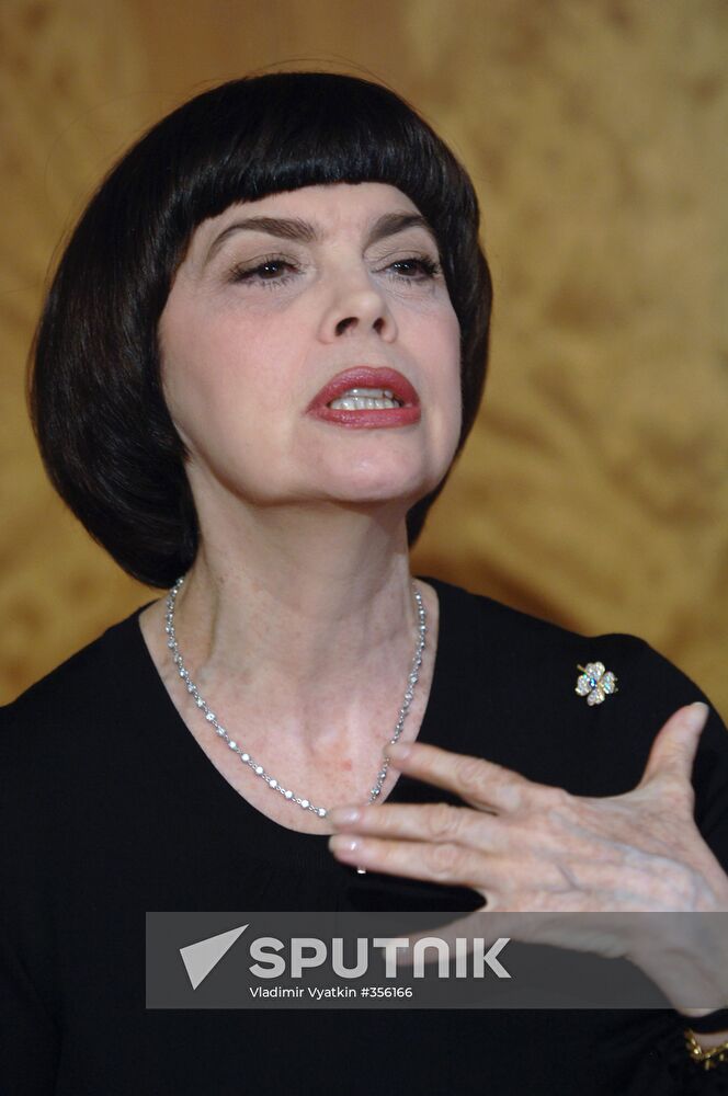 News conference given by famous French singer Mireille Mathieu