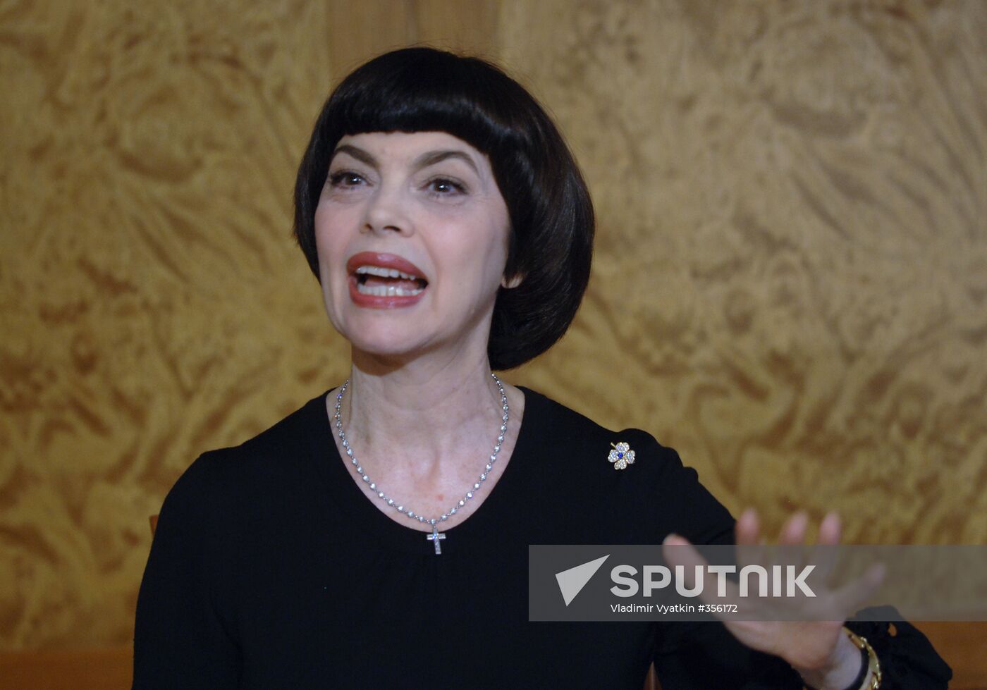 News conference given by famous French singer Mireille Mathieu