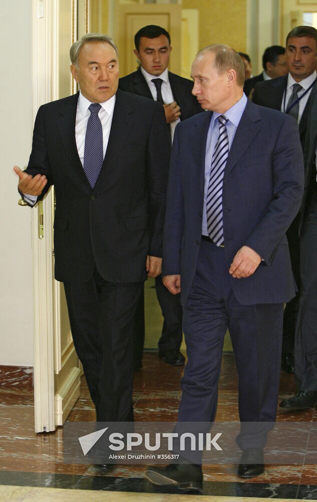 Vladimir Putin and Nursultan Nazarbayev