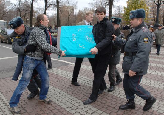 Unsanctioned Crucession in Central Moscow