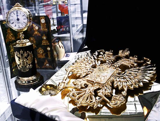 Exhibition "New Russian Style 2002"