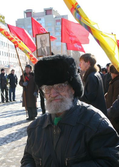Communists celebrate 91st Bolshevik revolution anniversary