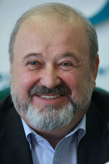 News conference on Cinematography Institute festival