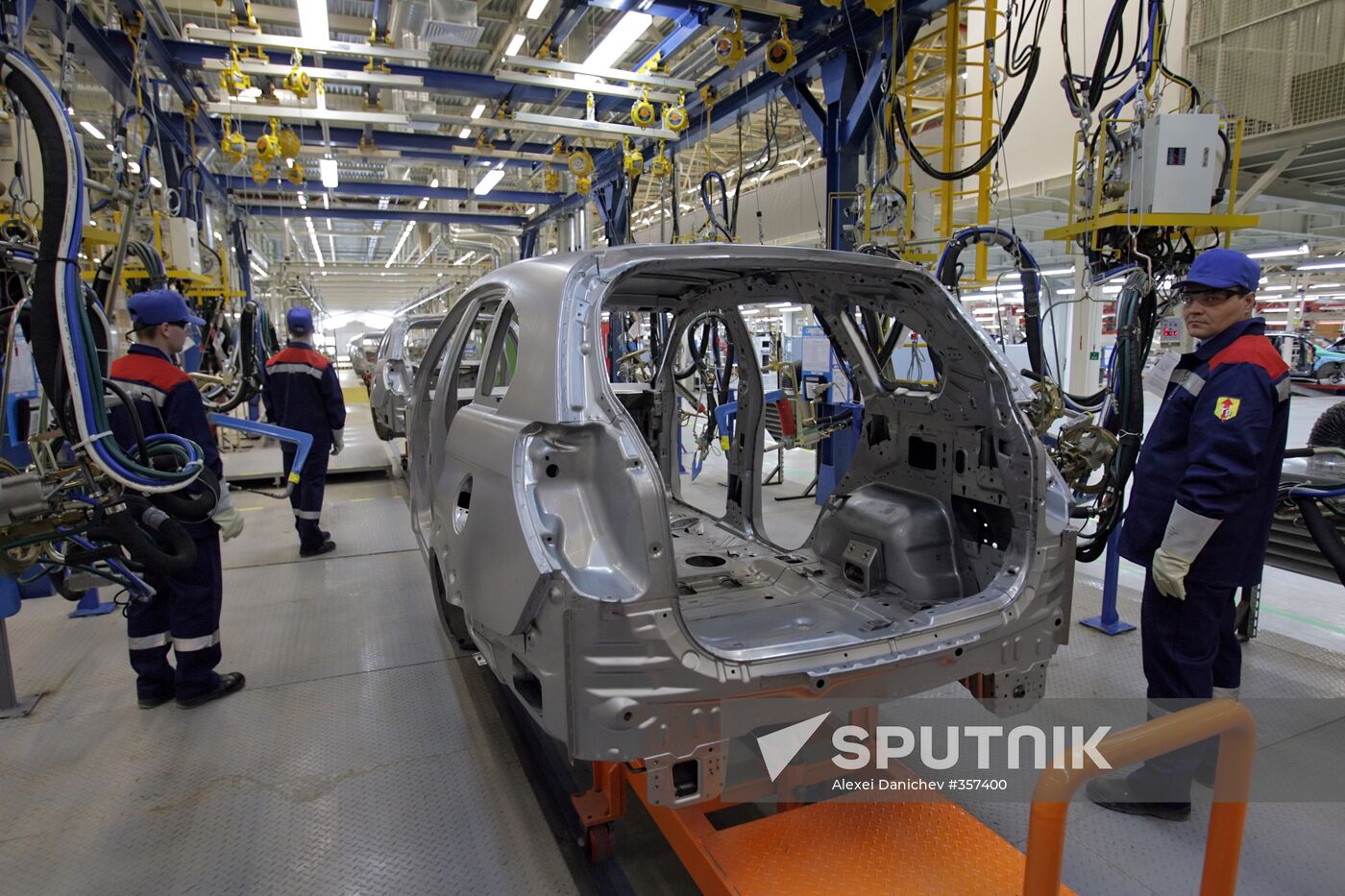 Opening new General Motors plant in St.Petersburg