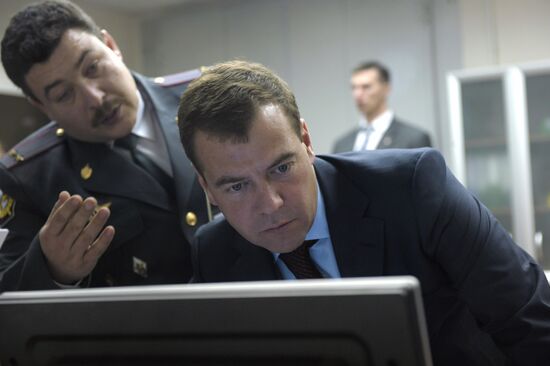 Dmitry Medvedev visits police headquarters in St. Petersburg