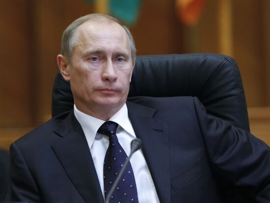Vladimir Putin visits Moldova