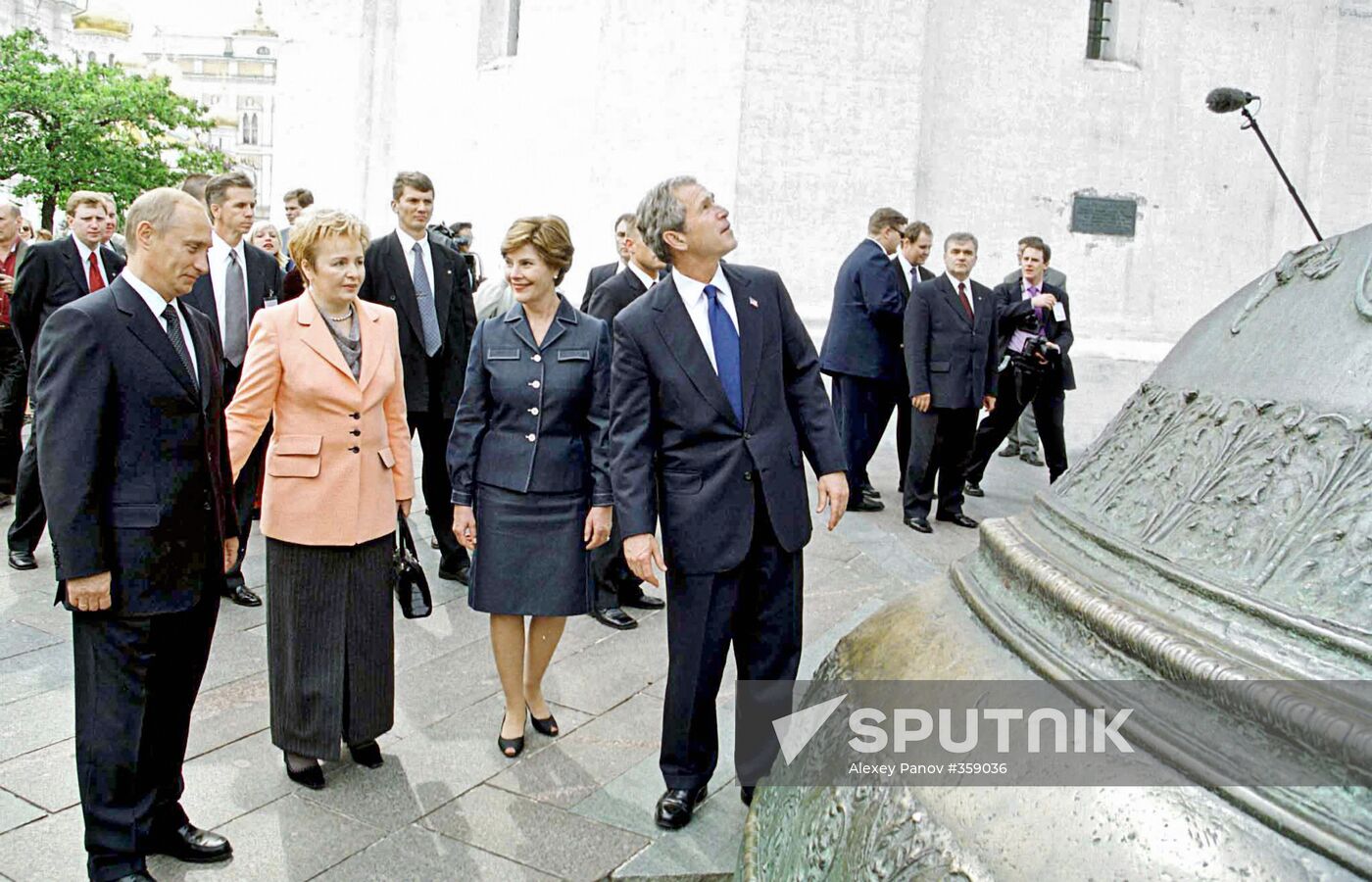 Vladimir Putin and George W. Bush at the Kremlin