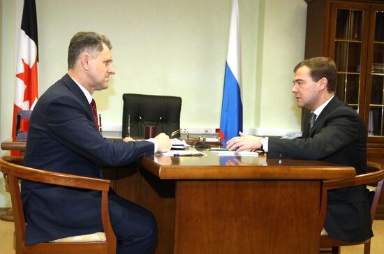 Russian President holds a meeting