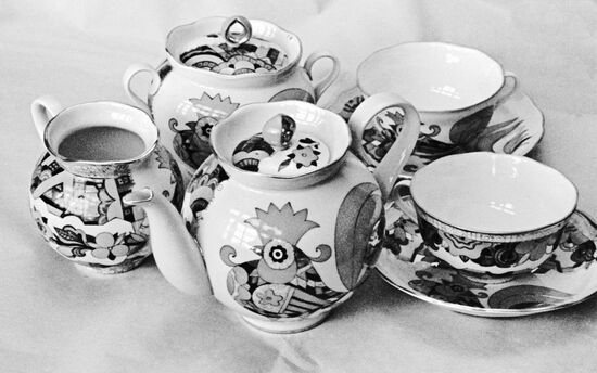 Tea-service "Cock"