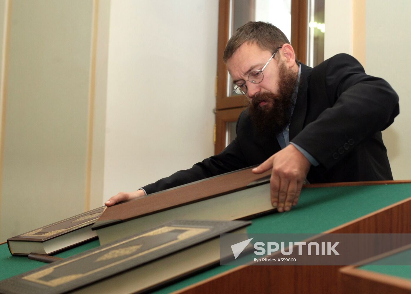 Ancient Manuscripts for Russian Children project