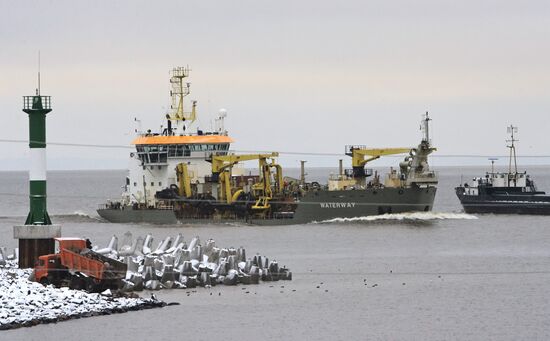 Road connection between shores of Gulf of Finland