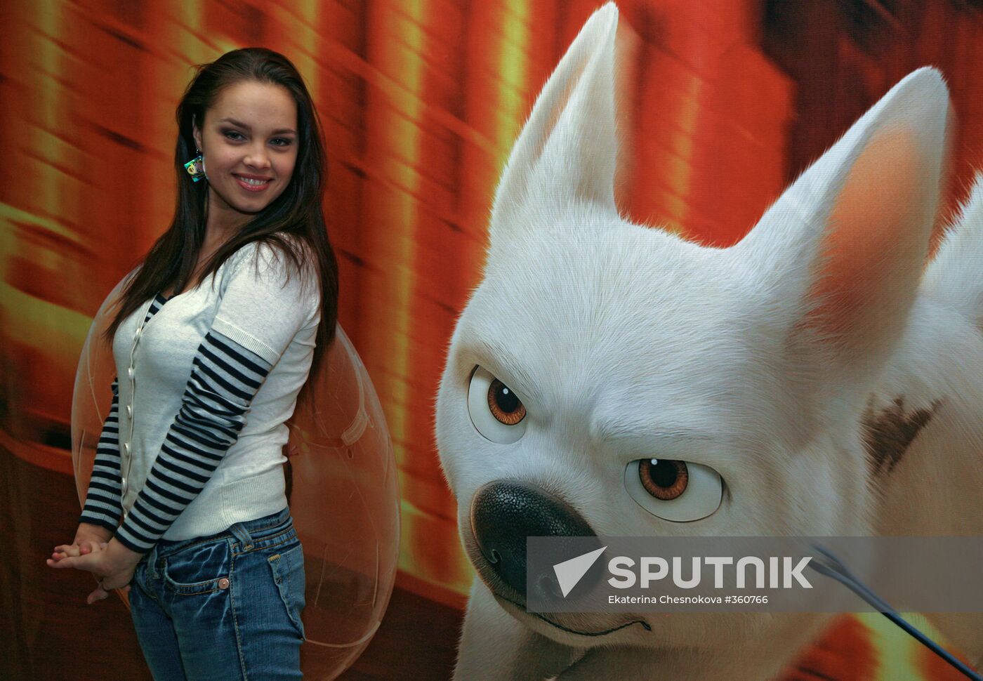 Singer Zhenya Otradnaya at premiere of "Bolt"