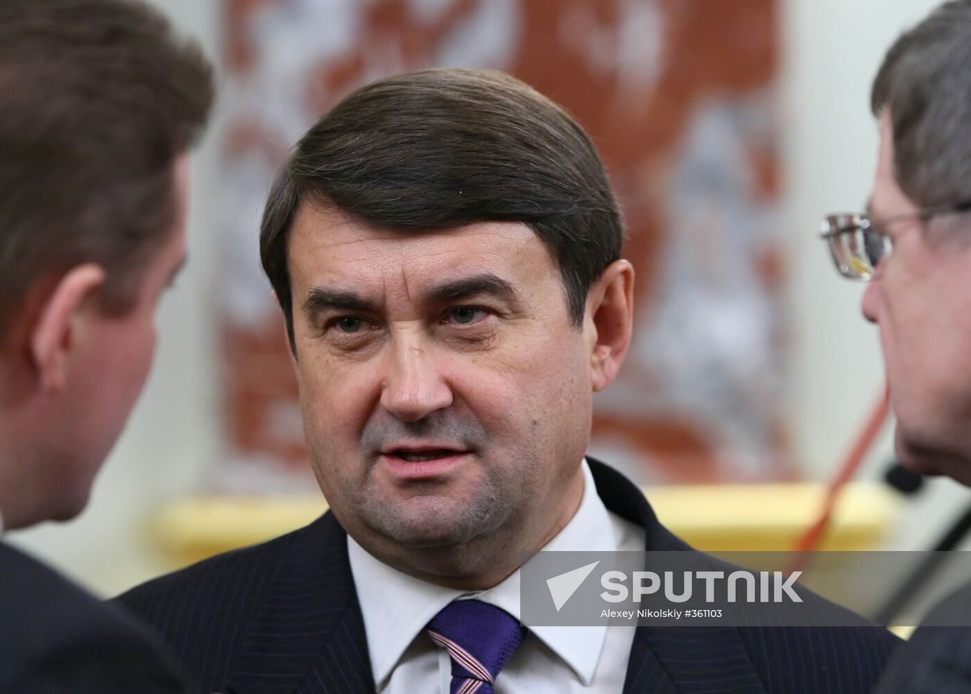 Government meeting, November 27