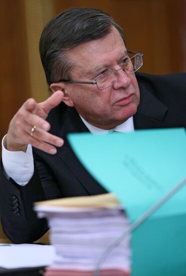 Government meeting, November 27