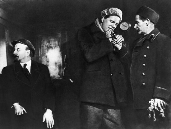 Film frame from the film "Lenin in 1918"