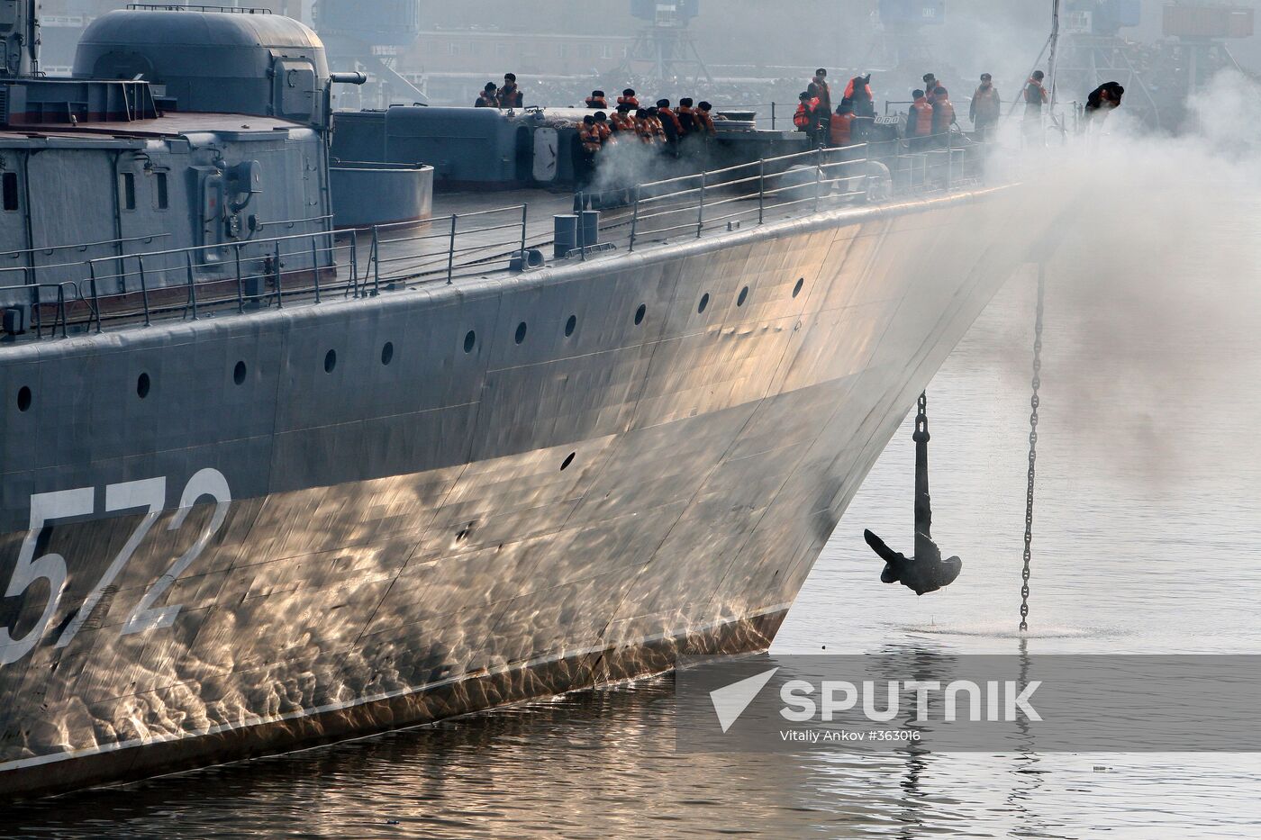 Pacific Fleet squadron leaving for the Indian Ocean