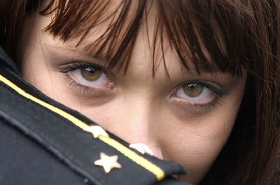 People see off Russia's Pacific Fleet ships