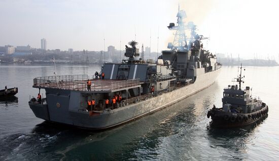 People see off Russia's Pacific Fleet ships
