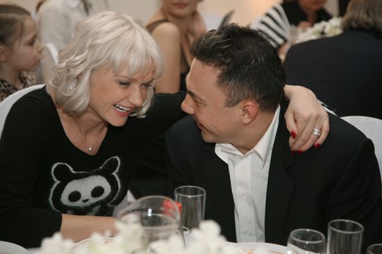 Kostya Tszyu's charity auction
