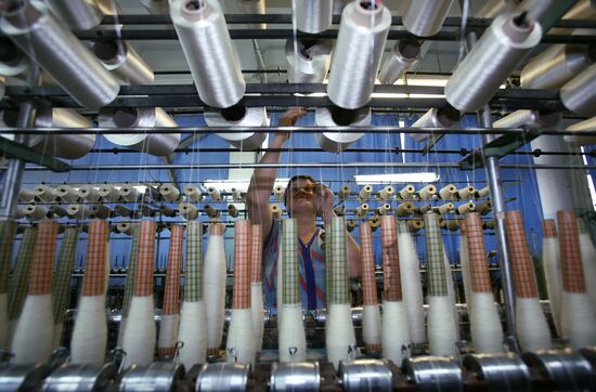 The shawl manufacturer Orenshal
