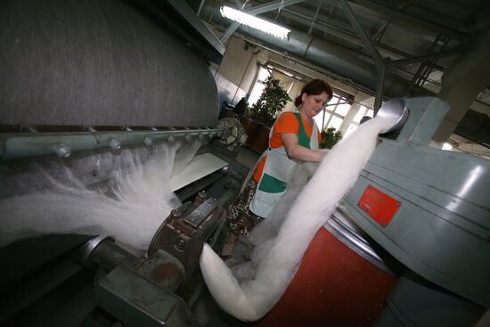 The shawl manufacturer Orenshal